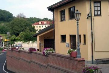 Sciolze in Fiore - Municipio