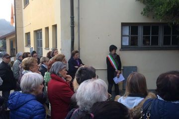 Inaugurazione panchina rossa