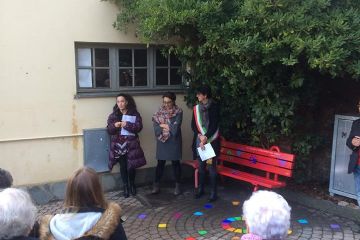 Inaugurazione panchina rossa